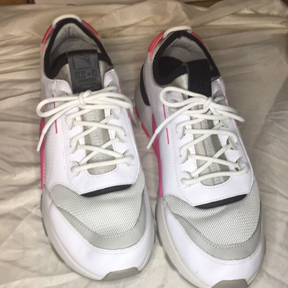Puma Sneakers